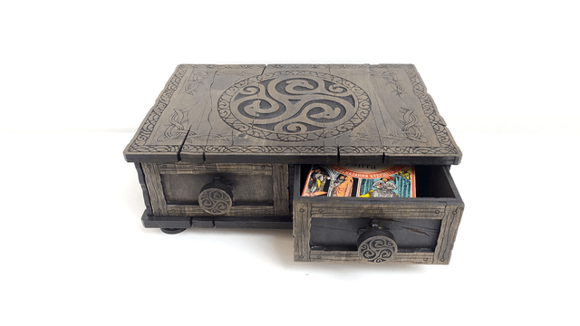 Boîte en bois sculpté - Un écrin authentique et élégant pour vos trésors.